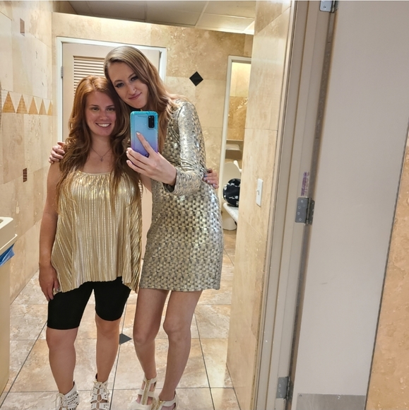 H&M Sparkly Gold Tank Top - Picture 8 of 17